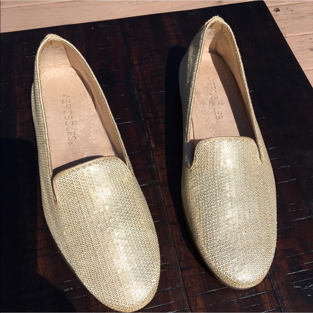 LIGHT/PALE GOLD AEROSOLS EXCELLENT CONDITION